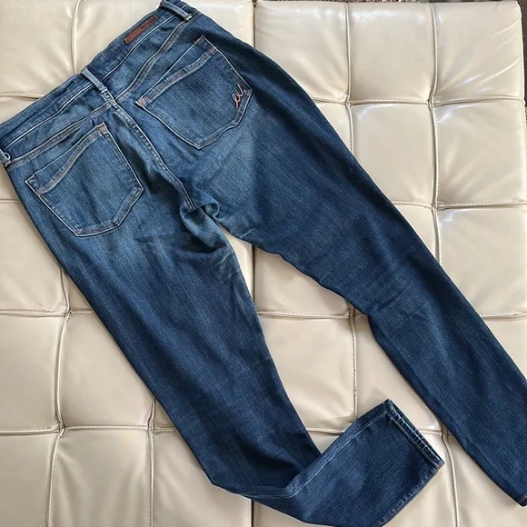 Express Mid Rise Legging Jeans Size 4 - Picture 6 of 7